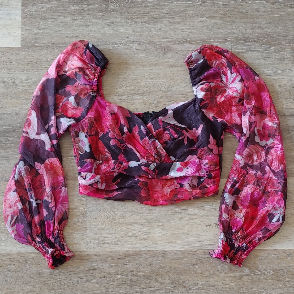 A. Peach Women's Floral Cropped Sheer Puff Sleeve Top Size M